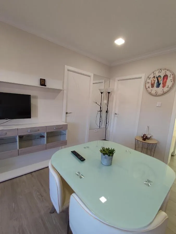Precioso Apartamento 3 Dormitorios, Aire Acondicionado Menos 10 Min A Pie Feria Jerez De La Frontera
