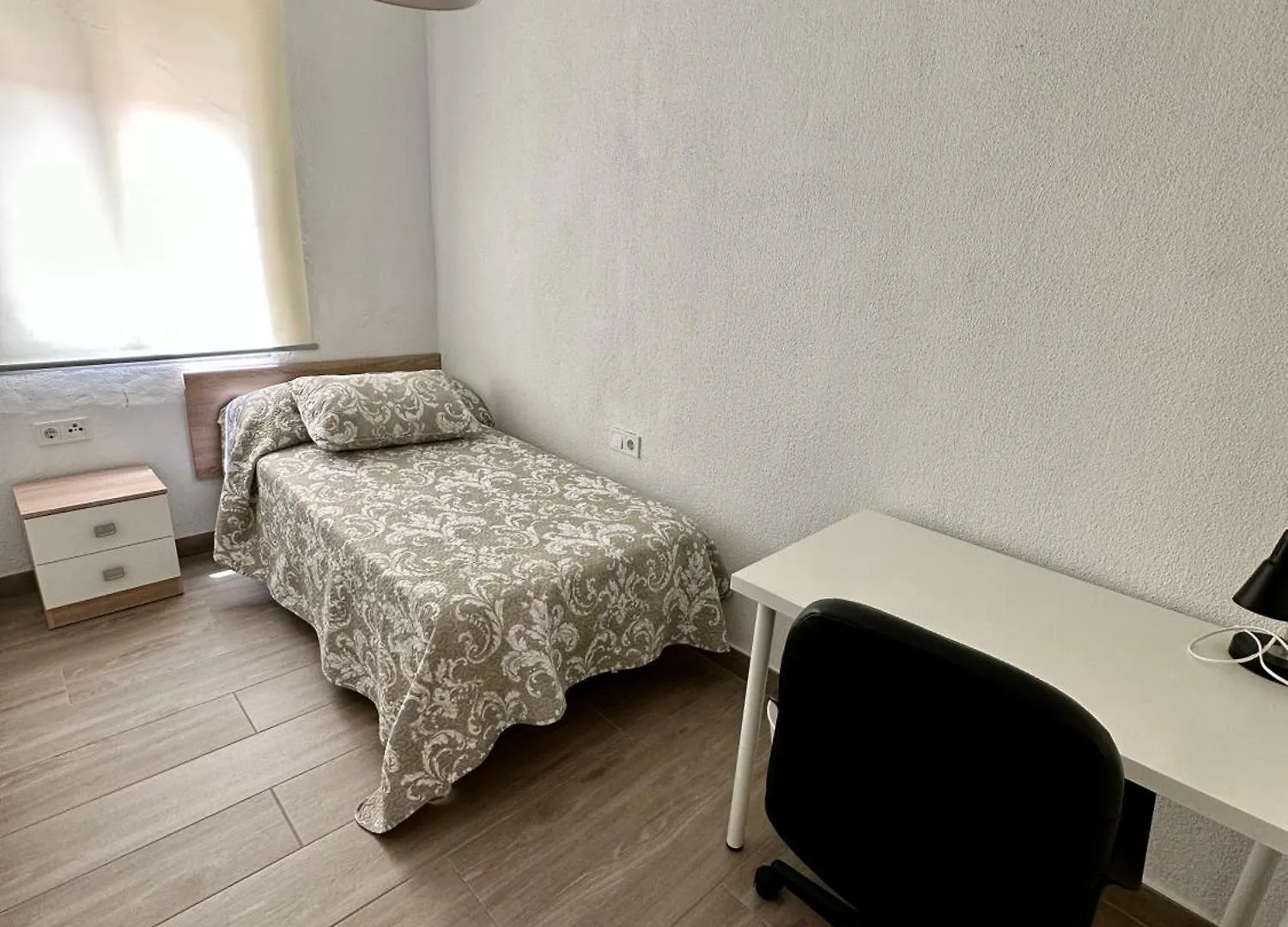 Precioso Apartamento 3 Dormitorios, Aire Acondicionado Menos 10 Min A Pie Feria Jerez De La Frontera Apartment