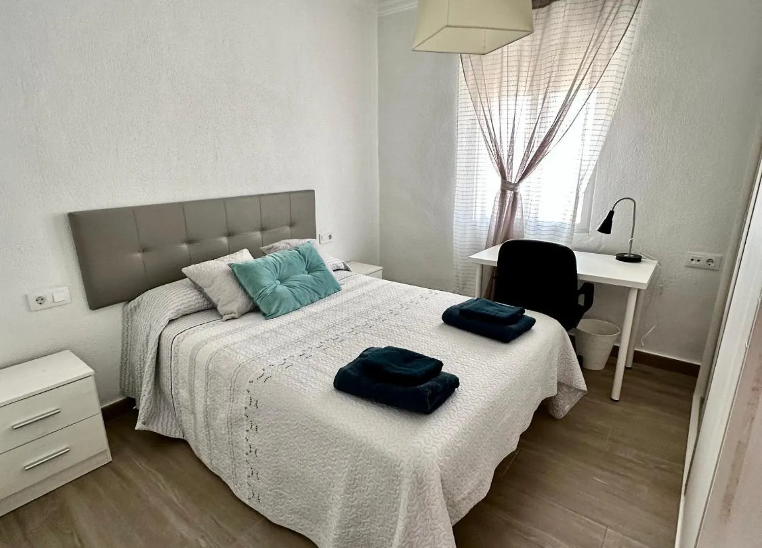 Apartment Precioso Apartamento 3 Dormitorios, Aire Acondicionado Menos 10 Min A Pie Feria Jerez De La Frontera